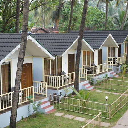 Molly'S Nest Hotel Mandrem Ngoại thất bức ảnh