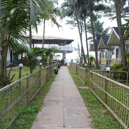 Molly'S Nest Hotel Mandrem Ngoại thất bức ảnh