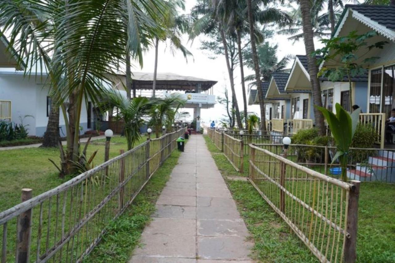 Molly'S Nest Hotel Mandrem Ngoại thất bức ảnh