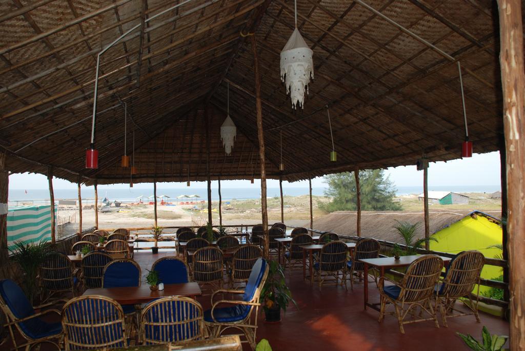 Molly'S Nest Hotel Mandrem Ngoại thất bức ảnh