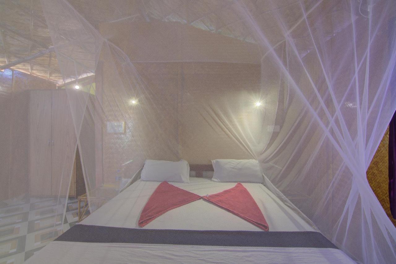 Molly'S Nest Hotel Mandrem Ngoại thất bức ảnh
