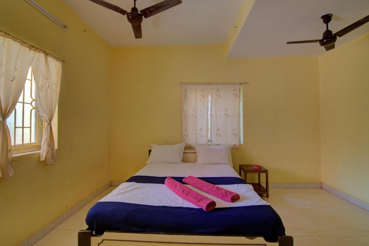 Molly'S Nest Hotel Mandrem Ngoại thất bức ảnh